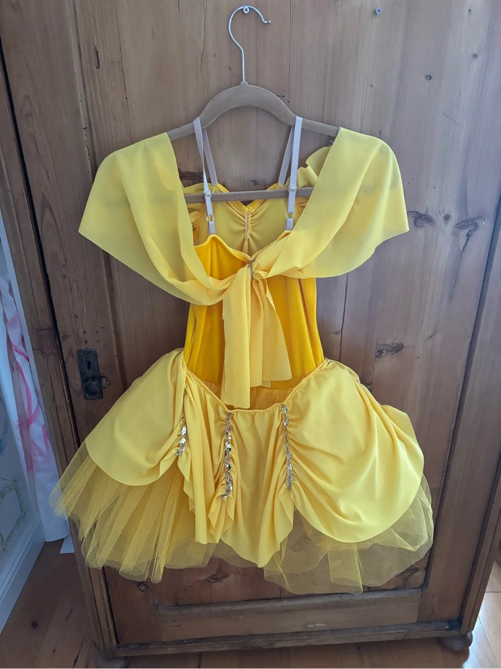 N/A bright yellow